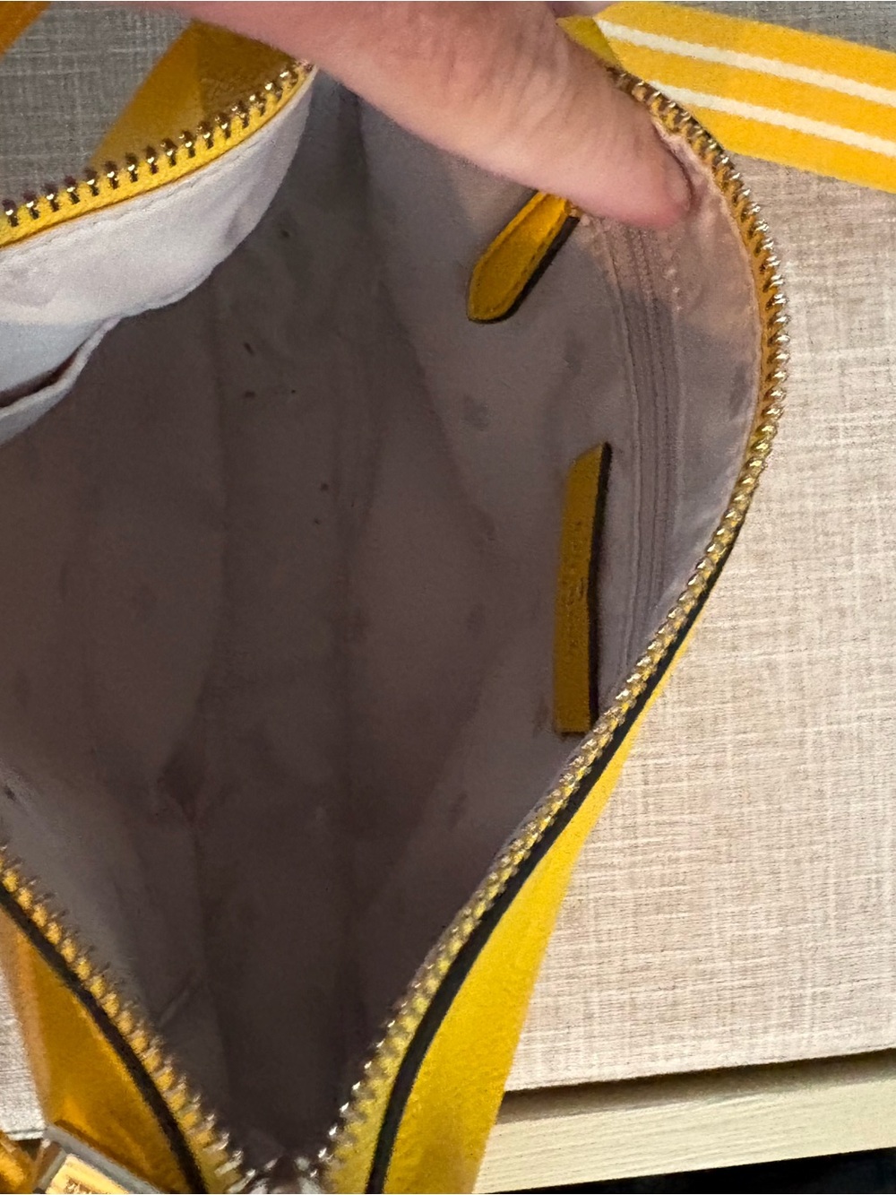 kate spade Yellow Pebbled Leather Crossbody Shoulder Bag - Picture 3 of 3
